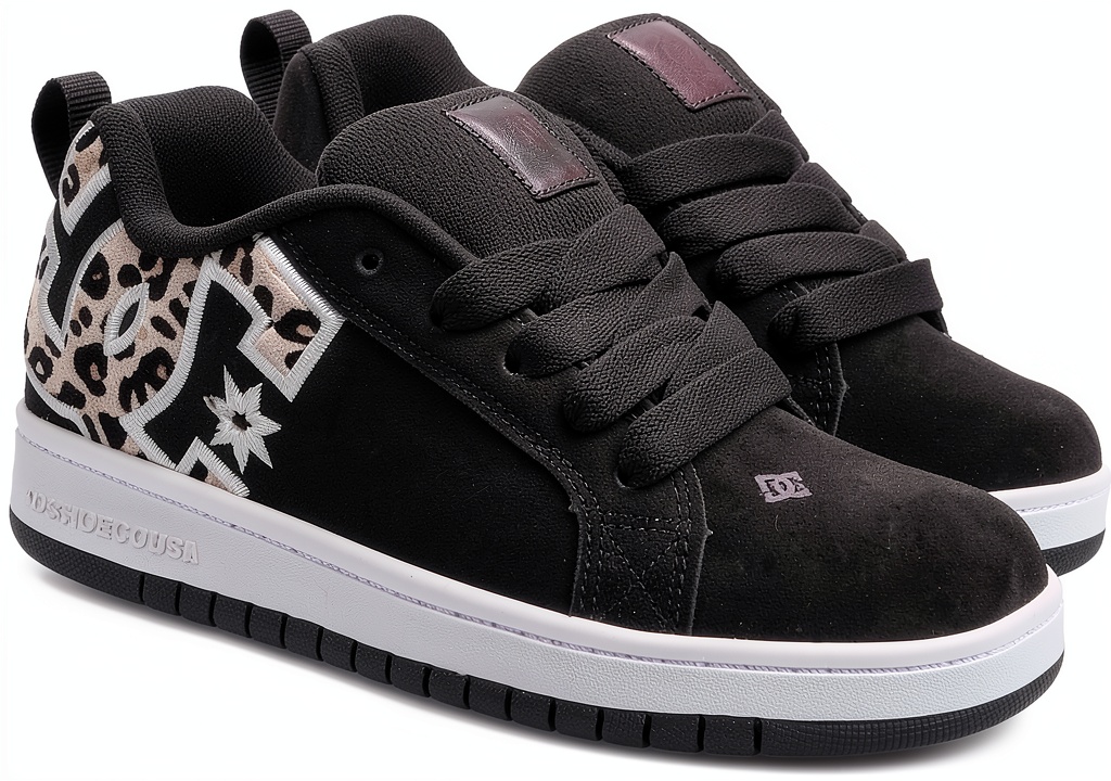 DC Shoes Girls Skateboarding Shoes DC01663